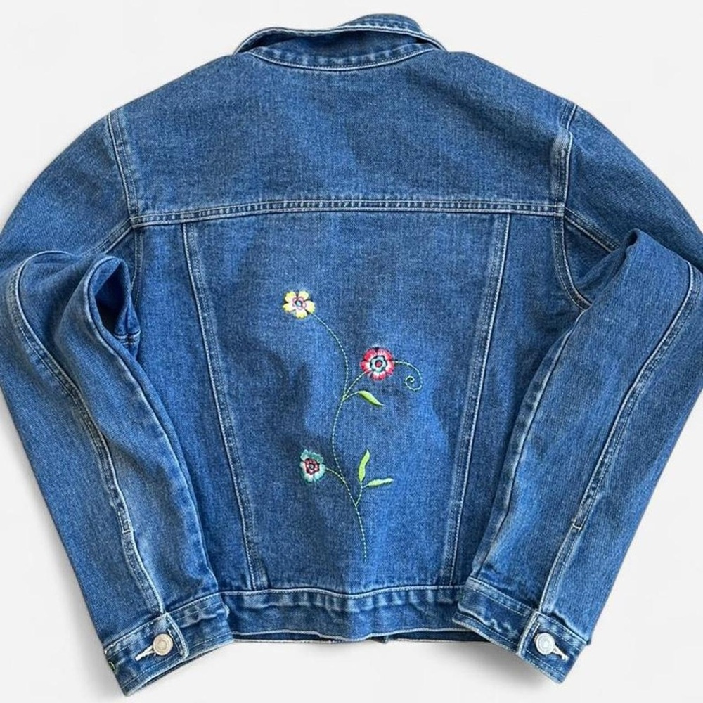 Vintage No Boundaries Y2K Embroidered Floral Flowers Denim Jacket